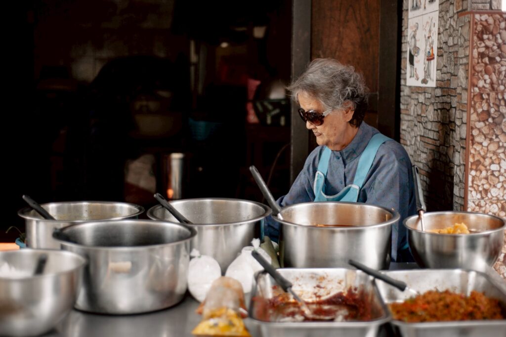 LINE_ALBUM_ทอดน่องท่องหัวหิน สมอเรียง_250408_51